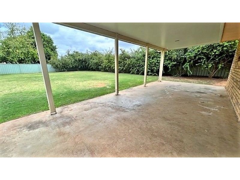 10 McIntyre Street, Chinchilla QLD 4413