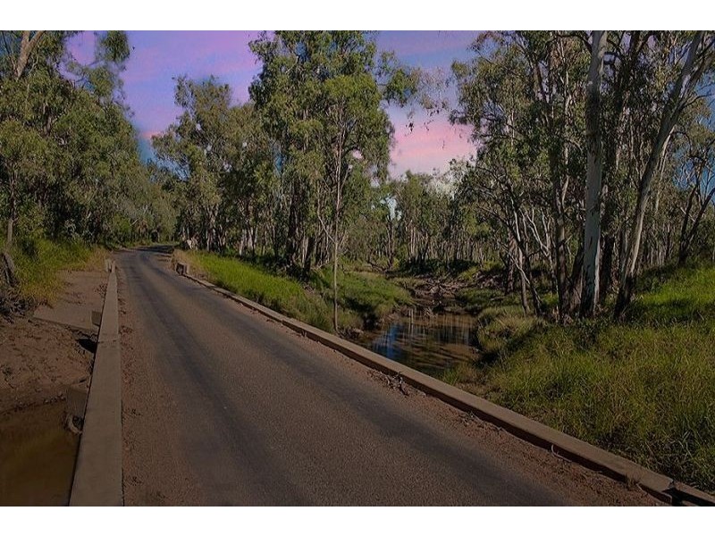 32 Hunter Road, Chinchilla QLD 4413