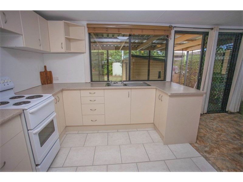 5 Tara Road (corner of Rennick Street), Chinchilla QLD 4413