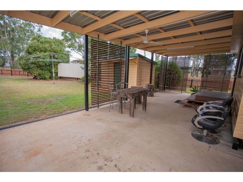 5 Tara Road (corner of Rennick Street), Chinchilla QLD 4413