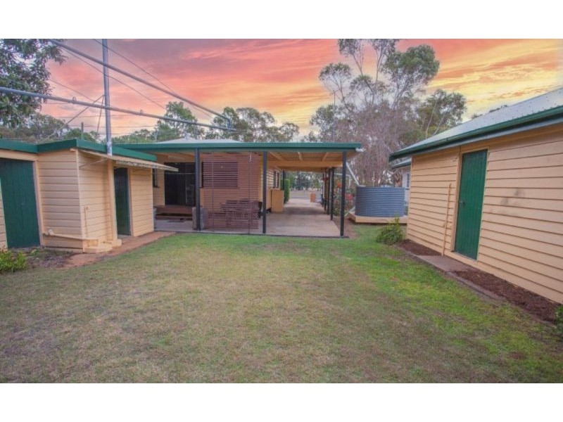 5 Tara Road (corner of Rennick Street), Chinchilla QLD 4413