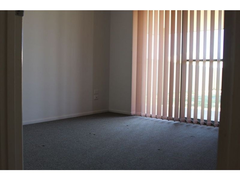 1 & 2/109 Zeller St, Chinchilla QLD 4413