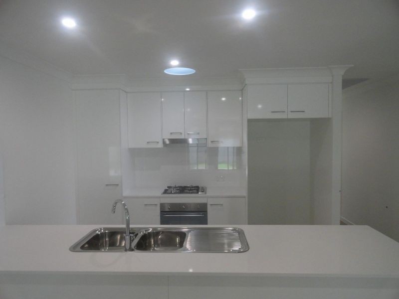 1 & 2/32 Skewis St, Chinchilla QLD 4413