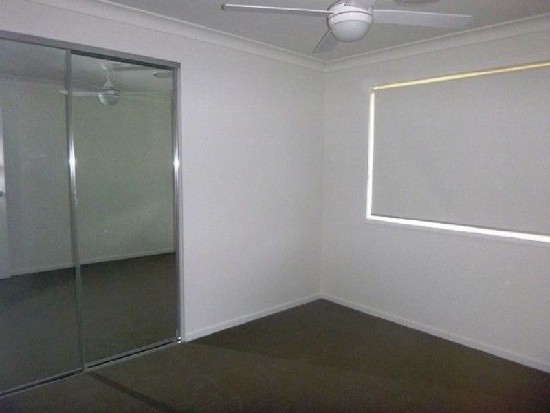 1 & 2/32 Skewis St, Chinchilla QLD 4413