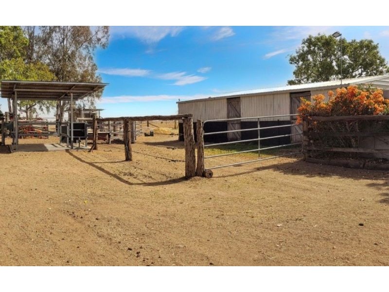 269 Red Hill Road, Chinchilla QLD 4413