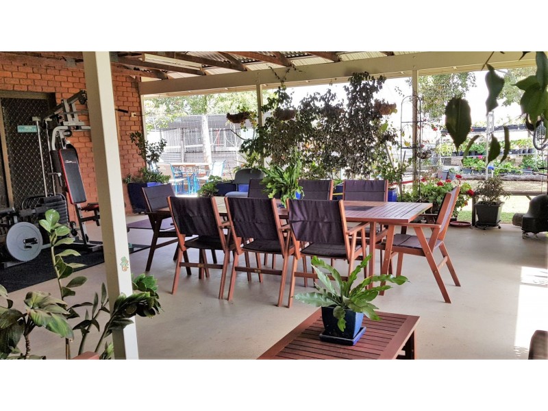 269 Red Hill Road, Chinchilla QLD 4413