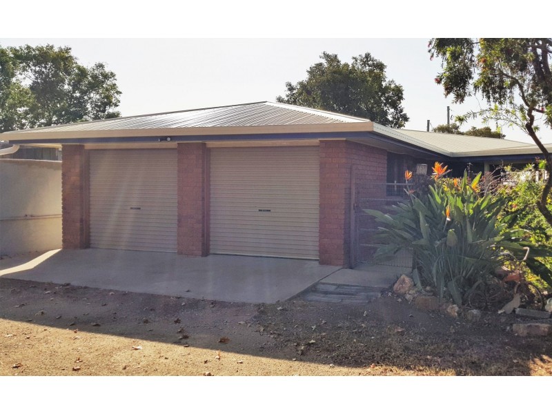 269 Red Hill Road, Chinchilla QLD 4413