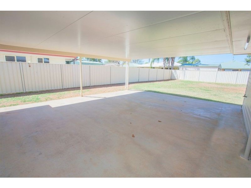 48 King Street, Chinchilla QLD 4413