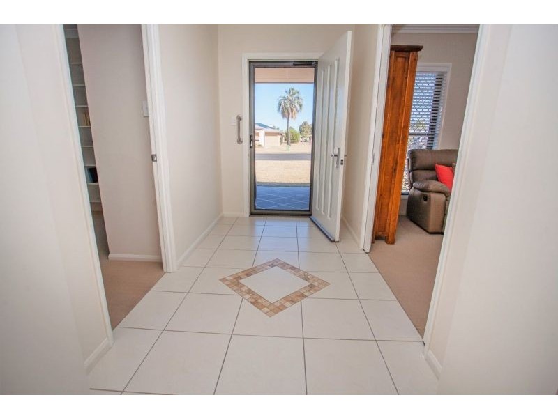 51 Sommerfeld Crescent, Chinchilla QLD 4413