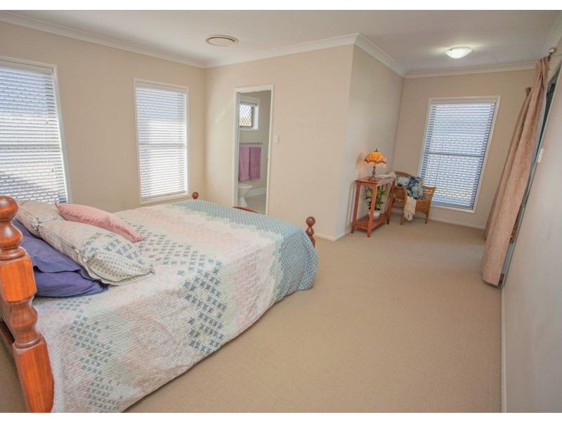 51 Sommerfeld Crescent, Chinchilla QLD 4413