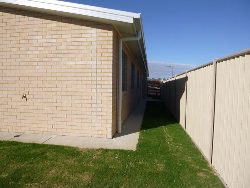 32 Bridgeman Parade, Chinchilla QLD 4413