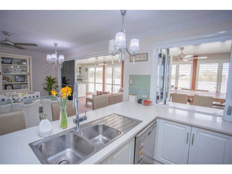 33 Hando Street, Chinchilla QLD 4413