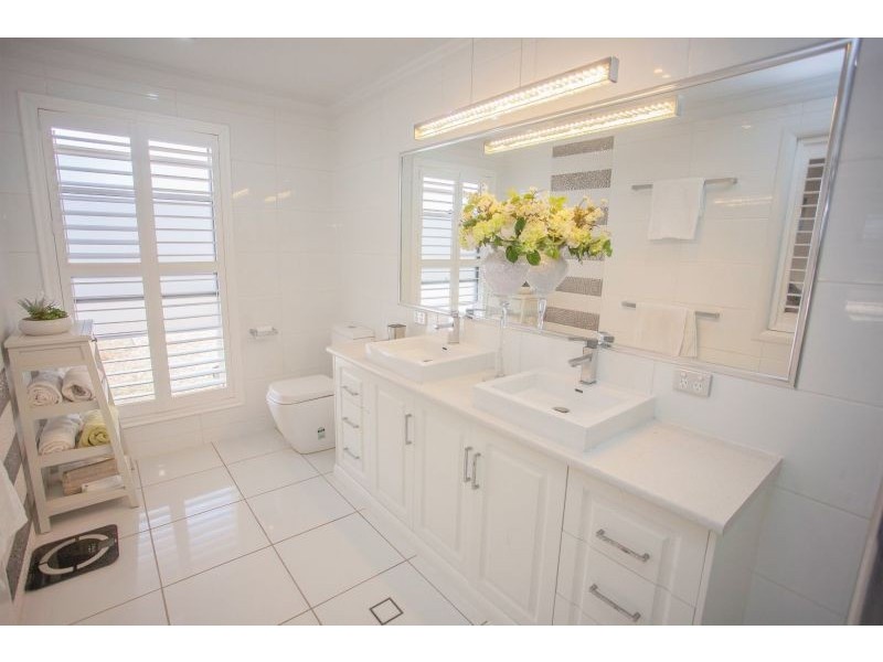 33 Hando Street, Chinchilla QLD 4413