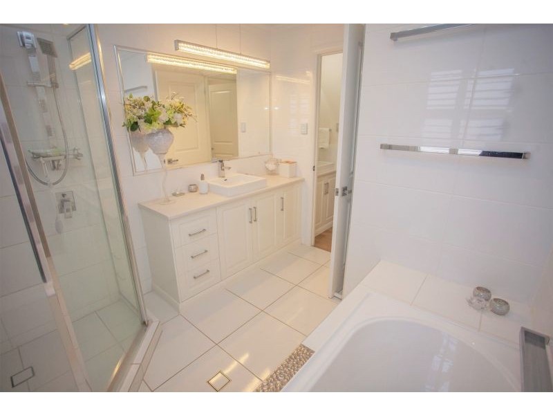 33 Hando Street, Chinchilla QLD 4413