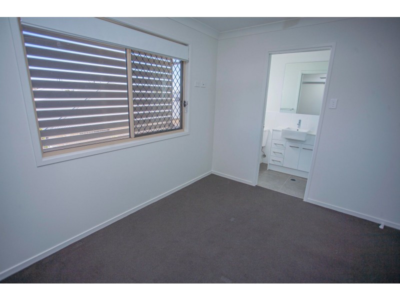 1, 2 & 3/21 Dudley St, Chinchilla QLD 4413