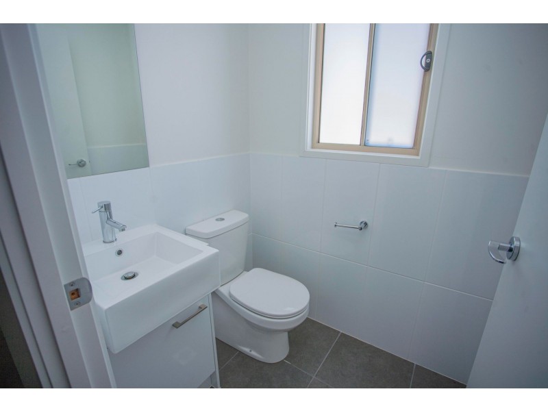 1, 2 & 3/21 Dudley St, Chinchilla QLD 4413