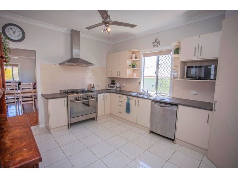 20 Heeney Street, Chinchilla QLD 4413