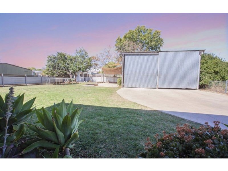 20 Heeney Street, Chinchilla QLD 4413