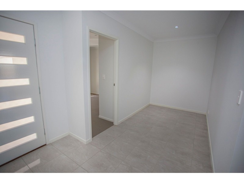 1, 2, 3 & 4/13 Dudley St, Chinchilla QLD 4413