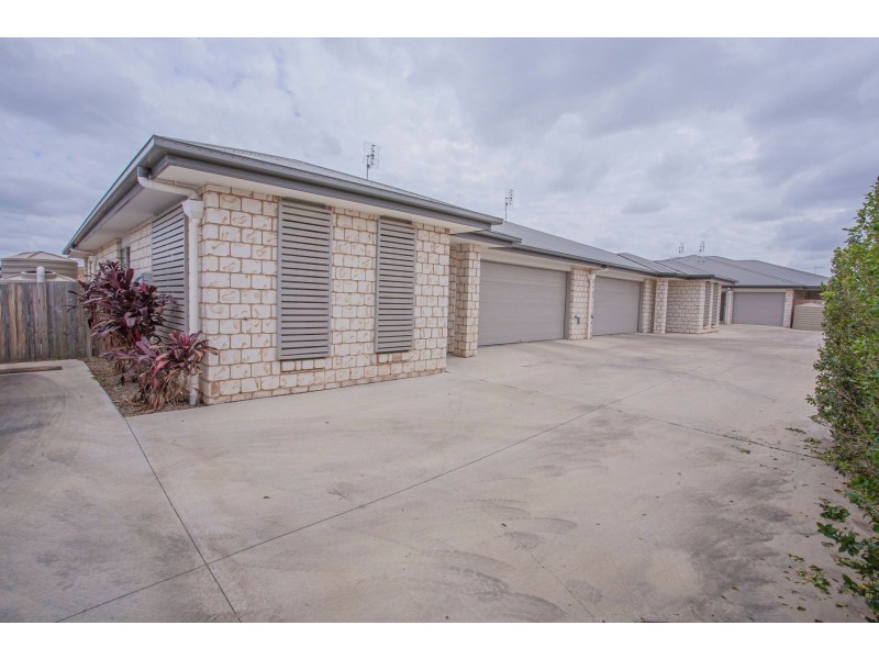 1, 2, 3 & 4/15 Dudley St, Chinchilla QLD 4413