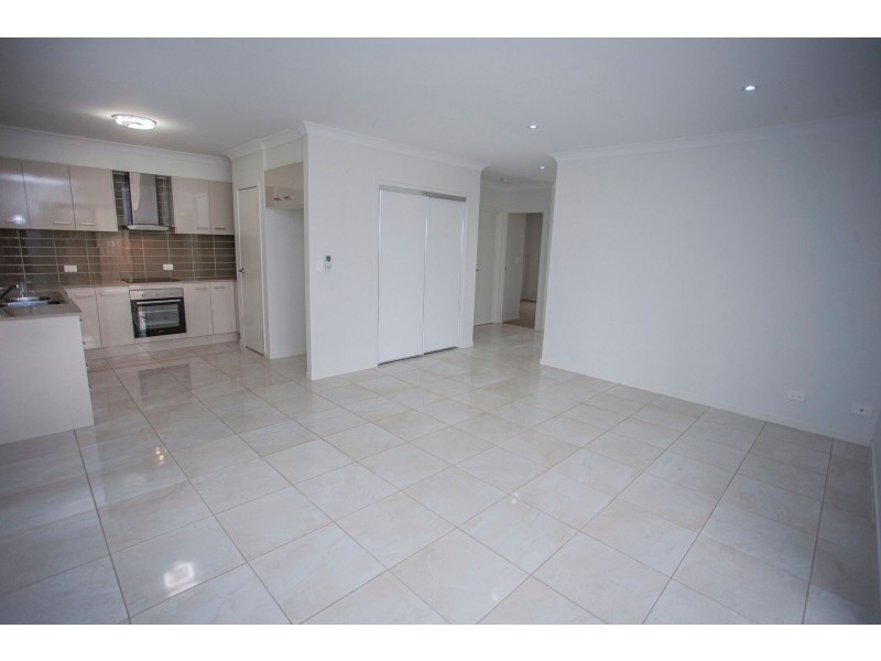 1, 2, 3 & 4/15 Dudley St, Chinchilla QLD 4413