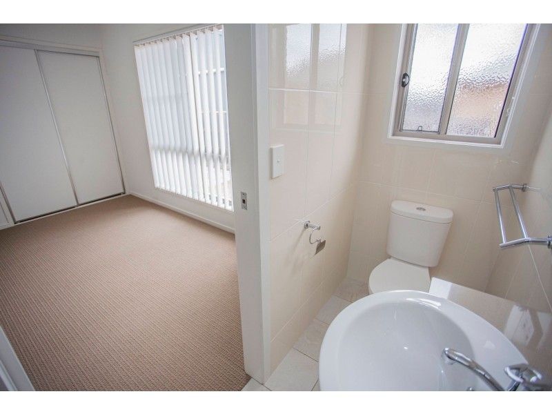 1, 2, 3 & 4/15 Dudley St, Chinchilla QLD 4413