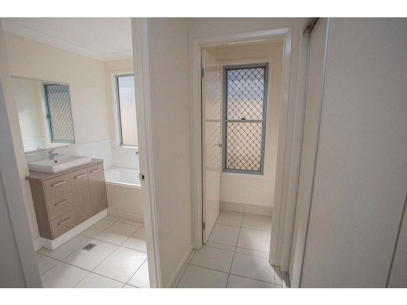 45 Ellem Drive, Chinchilla QLD 4413