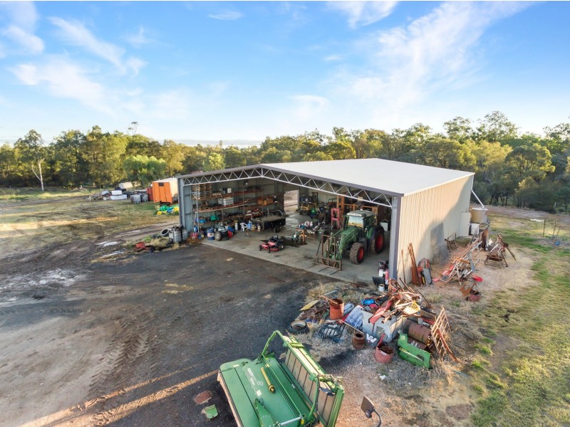 42140 Leichhardt Highway, Condamine QLD 4416