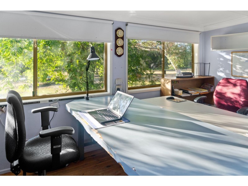 42140 Leichhardt Highway, Condamine QLD 4416