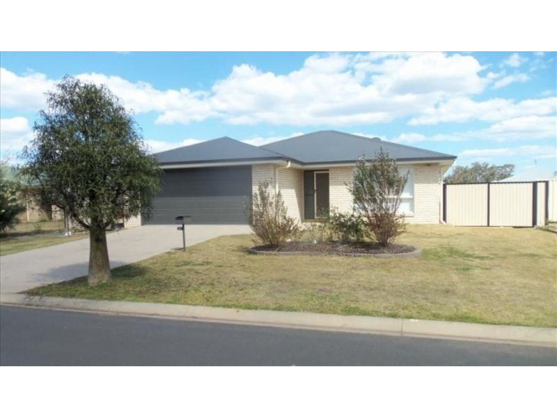 32 Frame St, Chinchilla QLD 4413