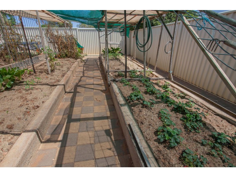 17/68 Hypatia St, Chinchilla QLD 4413