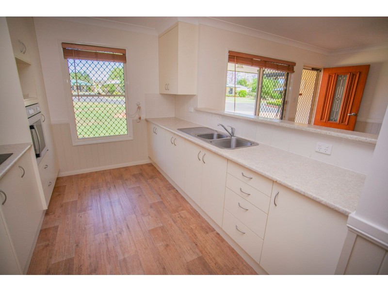 17/68 Hypatia St, Chinchilla QLD 4413