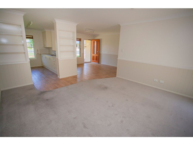 17/68 Hypatia St, Chinchilla QLD 4413