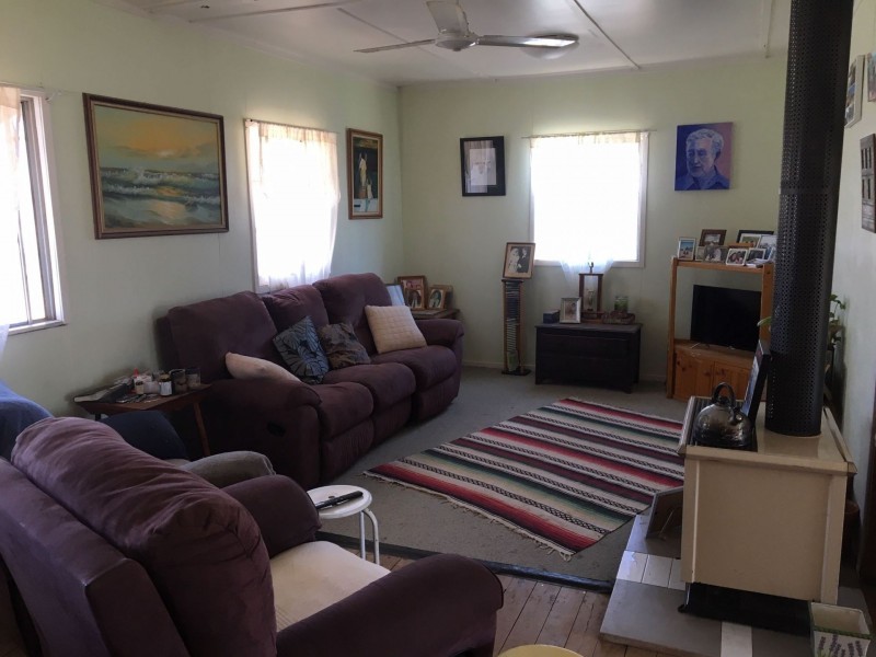 729 Davies Road, Chinchilla QLD 4413