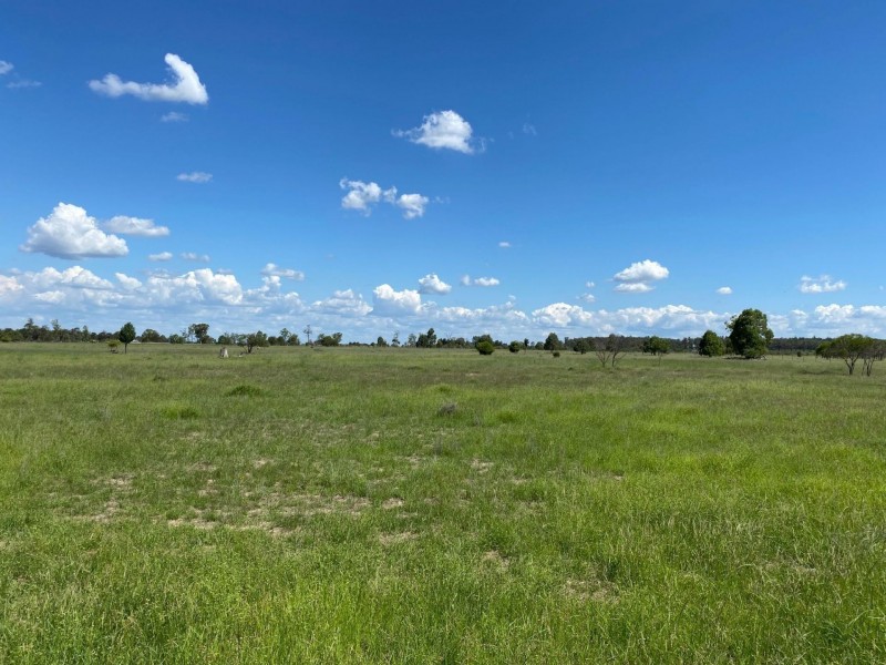 729 Davies Road, Chinchilla QLD 4413