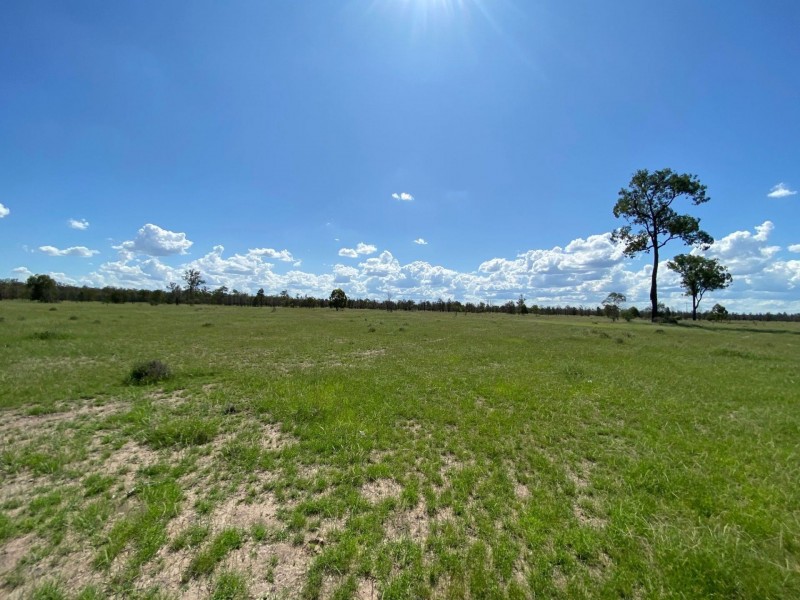 729 Davies Road, Chinchilla QLD 4413