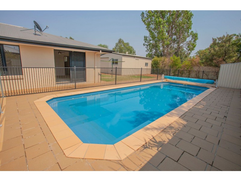 24 Keating St, Chinchilla QLD 4413