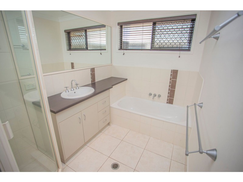 24 Keating St, Chinchilla QLD 4413
