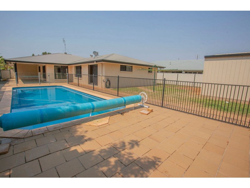 24 Keating St, Chinchilla QLD 4413