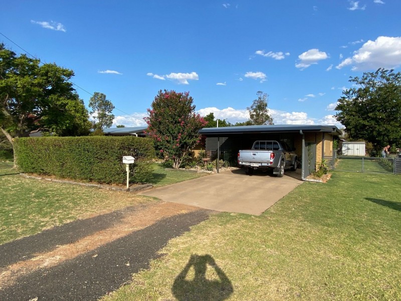 40 King St, Chinchilla QLD 4413