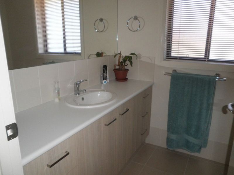 13 Cameron St, Chinchilla QLD 4413