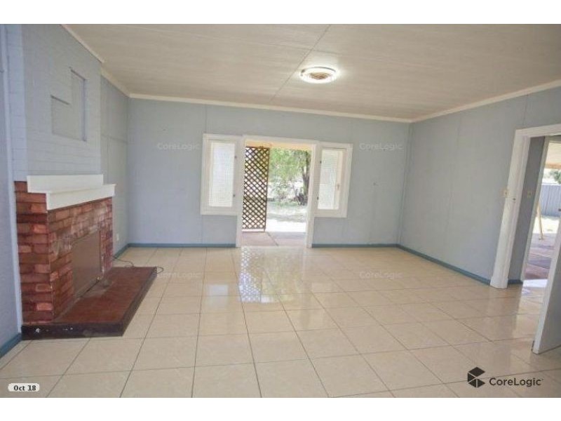 43 Windmill Road, Chinchilla QLD 4413