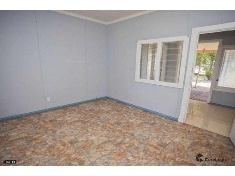 43 Windmill Road, Chinchilla QLD 4413