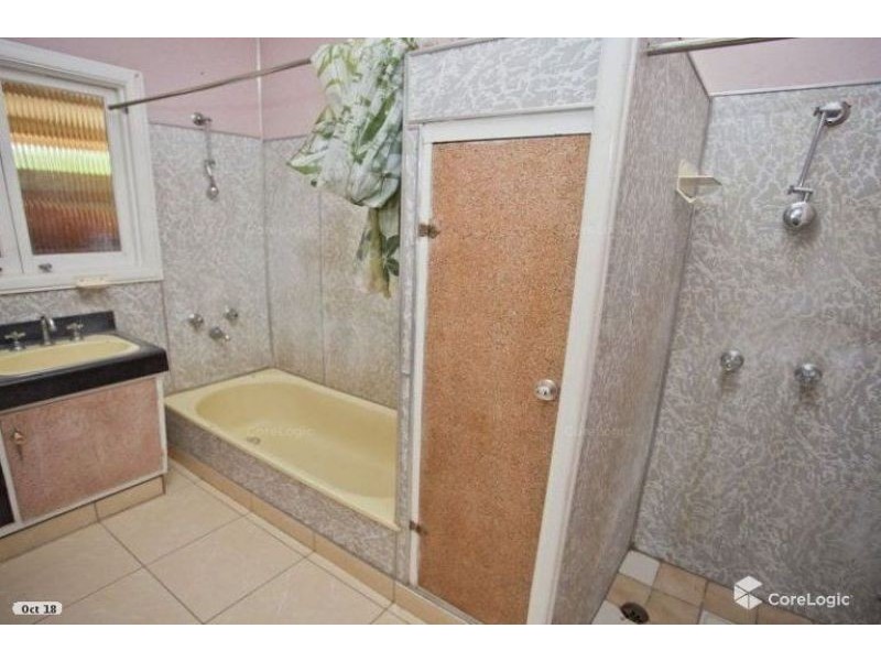 43 Windmill Road, Chinchilla QLD 4413