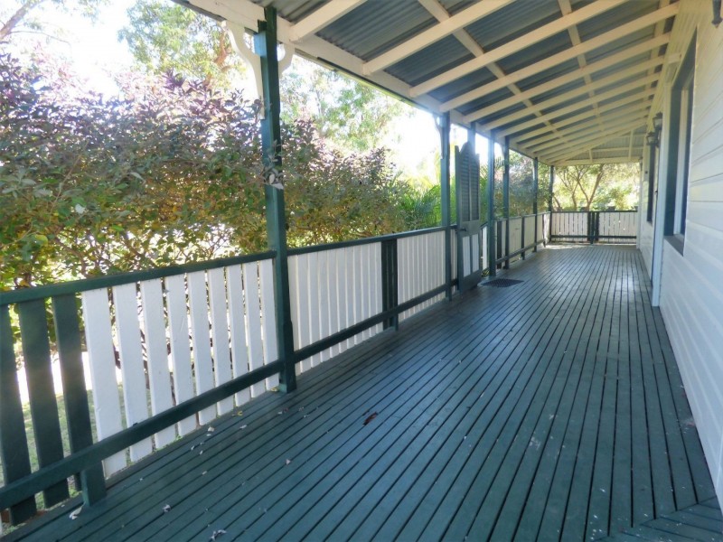 87 Middle Street, Chinchilla QLD 4413