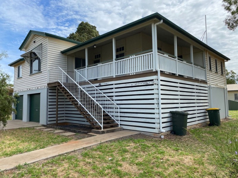 28 Sherriff St, Chinchilla QLD 4413