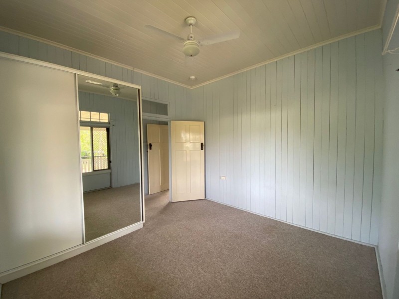 28 Sherriff St, Chinchilla QLD 4413