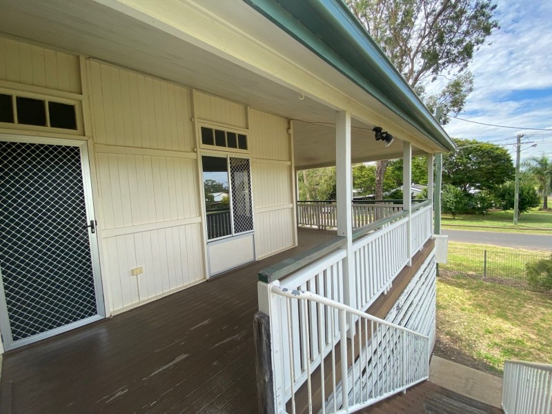 28 Sherriff St, Chinchilla QLD 4413