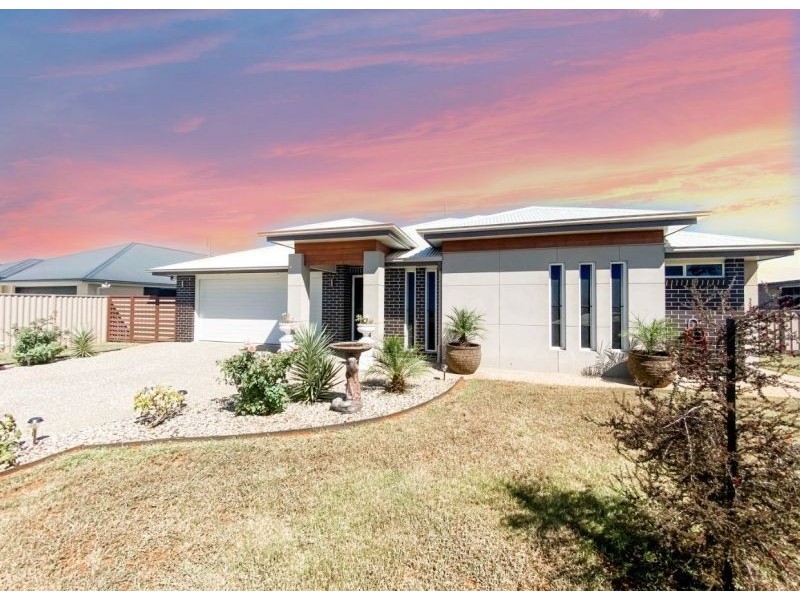 47 Skewis Street, Chinchilla QLD 4413