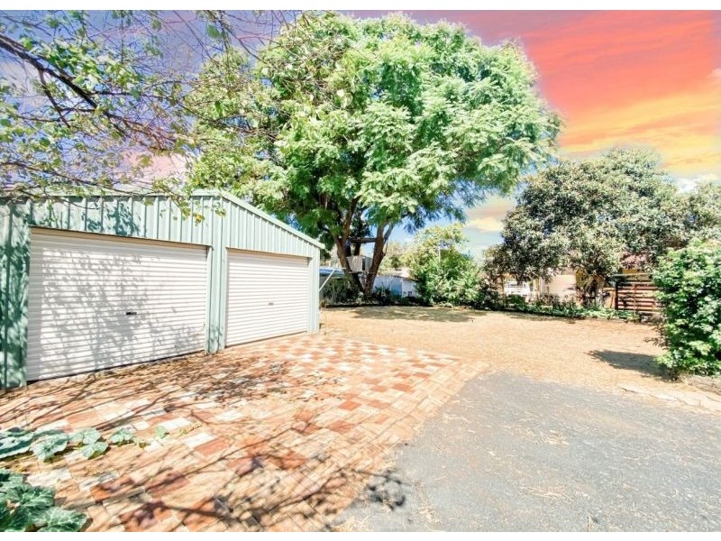 27 Dorney Street, Chinchilla QLD 4413